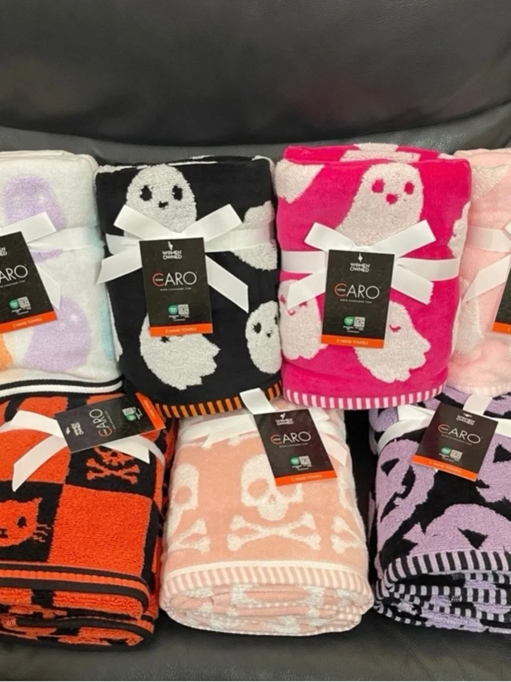 CARO HOME Halloween Checkered Hand Towels, Set of 2 Halloween Hand Towels